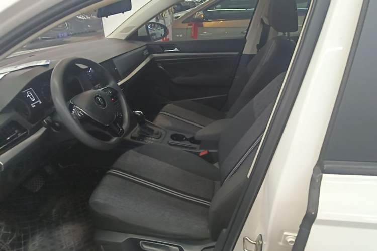 Used Volkswagen Lavida 2021 1.5L Automatic Fashion Edition Left Front Seat