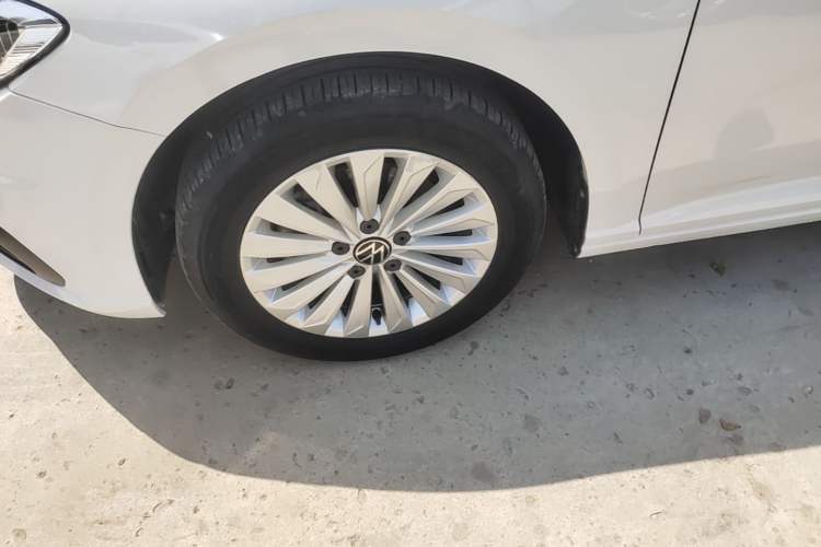 Used Volkswagen Lavida 2021 280TSI DSG Comfort Edition Left Front Wheel Hub