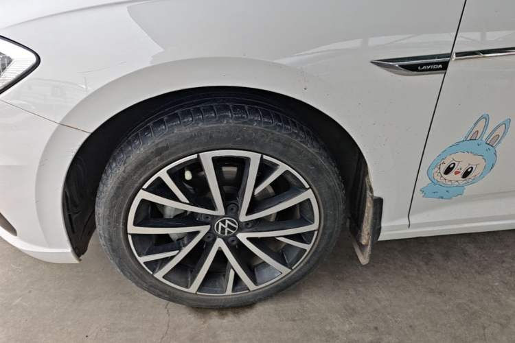 Used Volkswagen Lavida 2021 280TSI DSG Luxury Edition Left Front Wheel Hub
