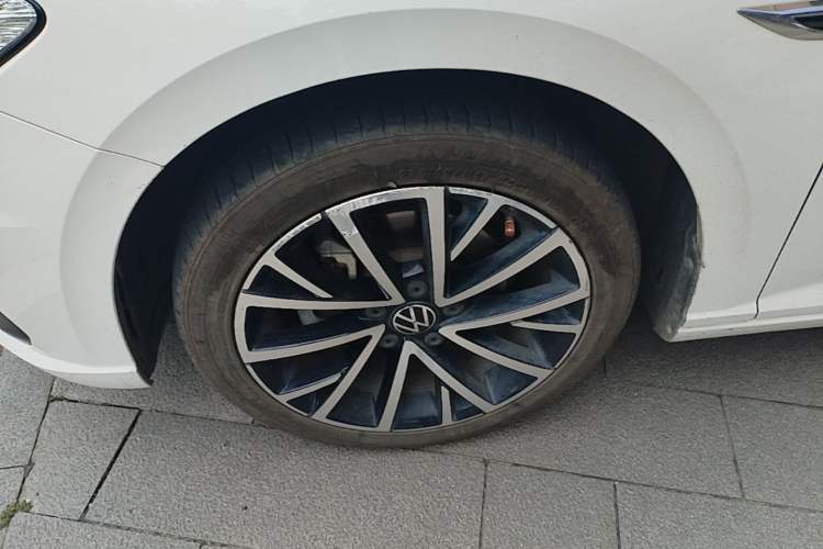 Used Volkswagen Lavida 2021 280TSI DSG Luxury Edition Left Front Wheel Hub