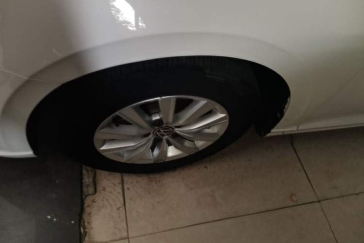 Used Volkswagen Lavida 2021 1.5L Automatic Fashion Edition Left Front Wheel Hub