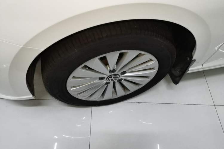 Used Volkswagen Lavida 2021 280TSI DSG Comfort Edition Left Front Wheel Hub