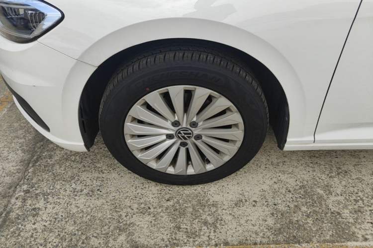 Used Volkswagen Lavida 2021 280TSI DSG Comfort Edition Left Front Wheel Hub