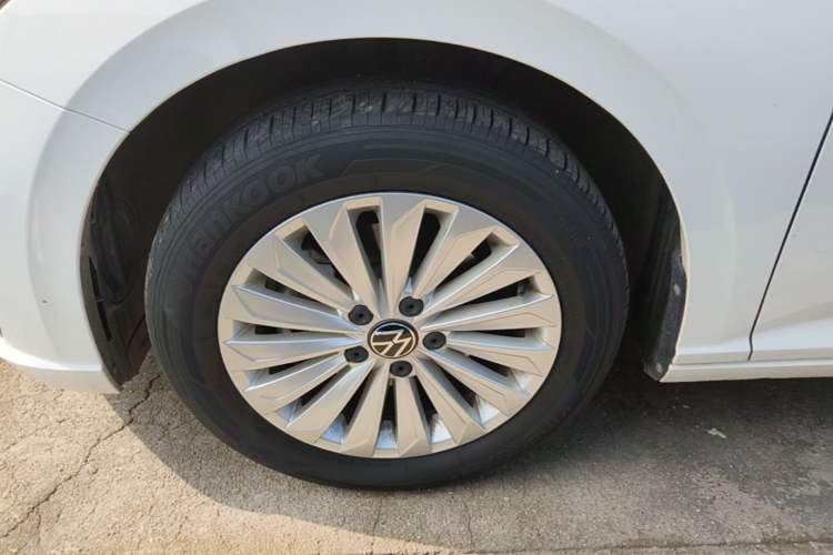 Used Volkswagen Lavida 2021 280TSI DSG Comfort Edition Left Front Wheel Hub