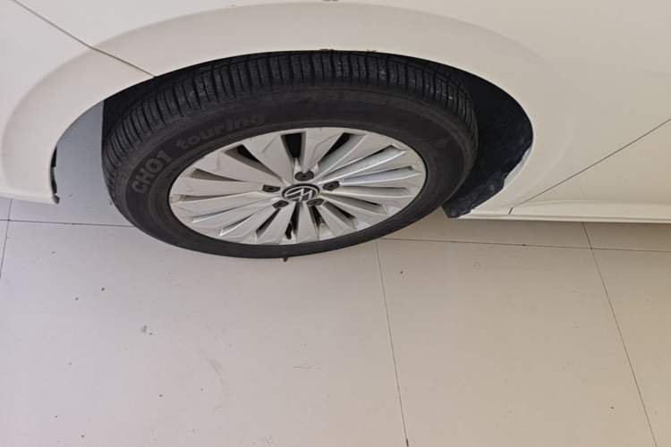 Used Volkswagen Lavida 2021 280TSI DSG Comfort Edition Left Front Wheel Hub