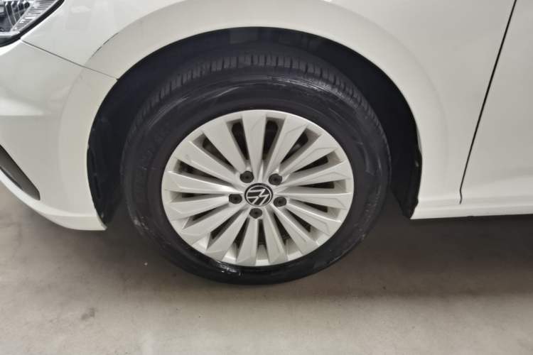 Used Volkswagen Lavida 2021 280TSI DSG Comfort Edition Left Front Wheel Hub