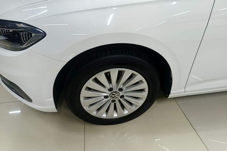 Used Volkswagen Lavida 2021 280TSI DSG Comfort Edition Left Front Wheel Hub