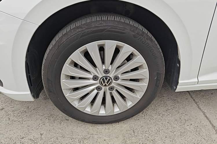 Used Volkswagen Lavida 2021 280TSI DSG Comfort Edition Left Front Wheel Hub