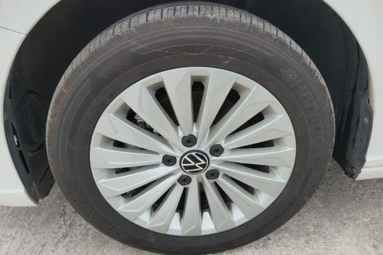 Used Volkswagen Lavida 2021 280TSI DSG Comfort Edition Left Front Wheel Hub