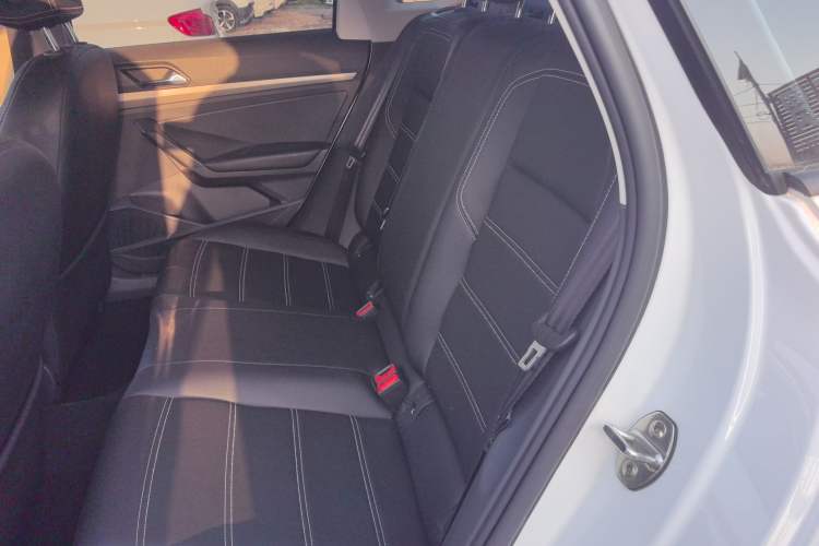 Used Volkswagen Lavida 2021 1.5L Automatic Fashion Edition Left Rear Seat