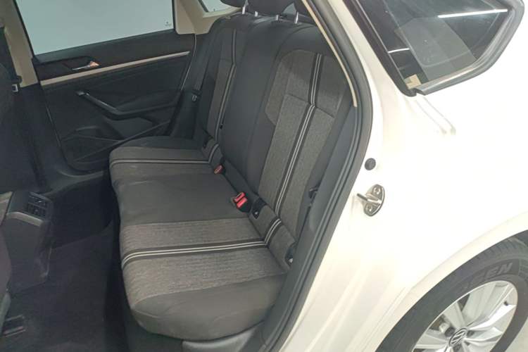 Used Volkswagen Lavida 2021 1.5L Automatic Fashion Edition Left Rear Seat