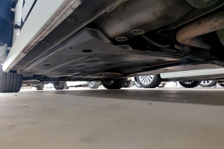 Used Volkswagen Lavida 2021 1.5L Automatic Comfort Edition Left Side Sill