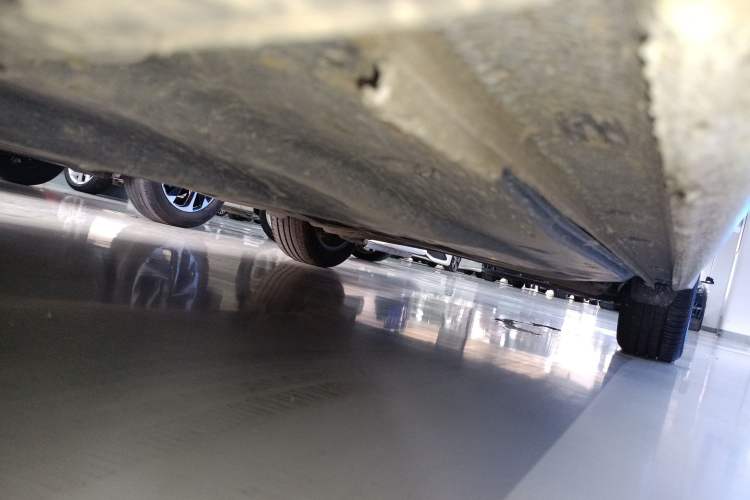 Used Volkswagen Lavida 2021 280TSI DSG Comfort Edition Left Side Sill