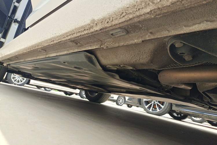 Used Volkswagen Lavida 2021 280TSI DSG Comfort Edition Left Side Sill