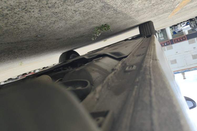 Used Volkswagen Lavida 2021 280TSI DSG Comfort Edition Left Side Sill
