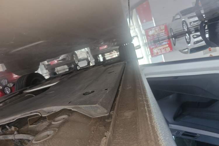Used Volkswagen Lavida 2021 280TSI DSG Comfort Edition Left Side Sill