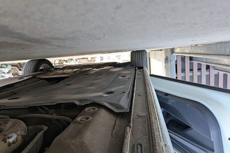 Used Volkswagen Lavida 2021 280TSI DSG Comfort Edition Left Side Sill