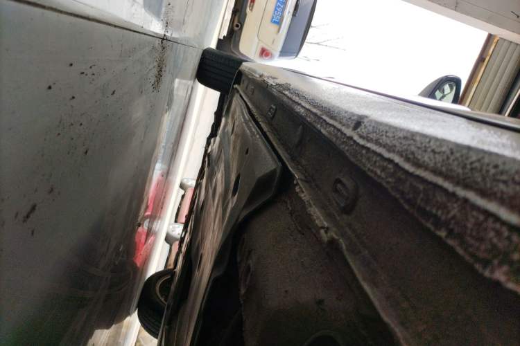 Used Volkswagen Lavida 2021 1.5L Automatic Comfort Edition Left Side Sill