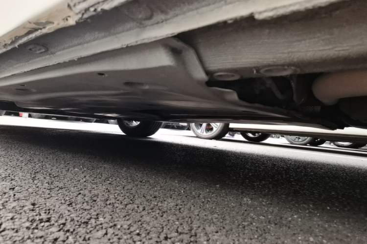 Used Volkswagen Lavida 2021 280TSI DSG Comfort Edition Left Side Sill