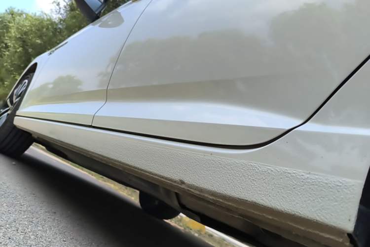 Used Volkswagen Lavida 2021 280TSI DSG Luxury Edition Left Side Sill