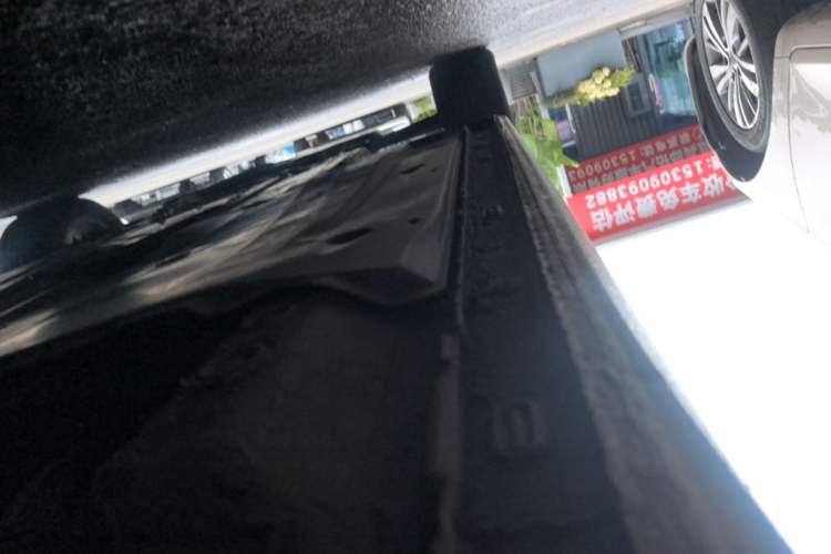 Used Volkswagen Lavida 2021 280TSI DSG Comfort Edition Left Side Sill