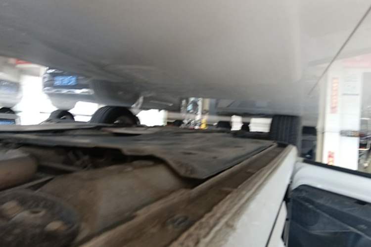 Used Volkswagen Lavida 2021 1.5L Automatic Comfort Edition Left Side Sill