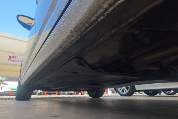Used Volkswagen Lavida 2021 280TSI DSG Comfort Edition Left Side Sill