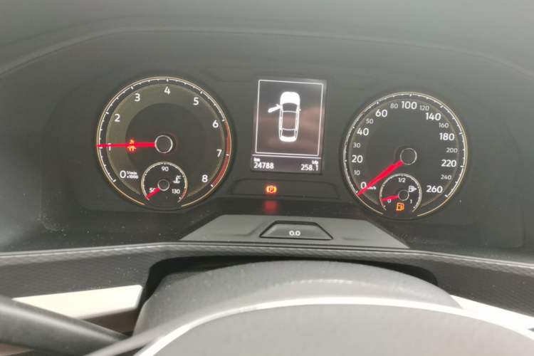 Used Volkswagen Lavida 2021 1.5L Automatic Fashion Edition Odometer Close Up