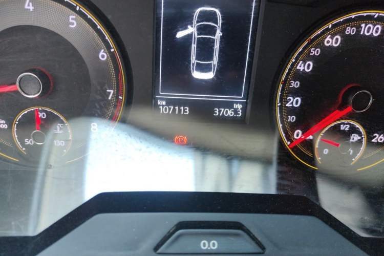 Used Volkswagen Lavida 2021 1.5L Automatic Fashion Edition Odometer Close Up