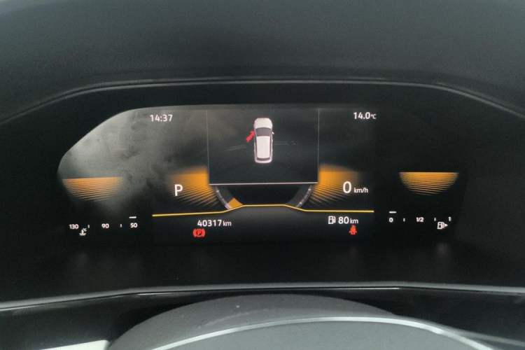 Used Volkswagen Lavida 2021 1.5L Automatic Comfort Edition Odometer Close Up
