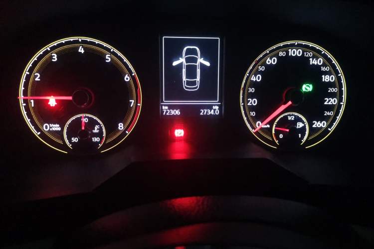 Used Volkswagen Lavida 2021 280TSI DSG Comfort Edition Odometer Close Up