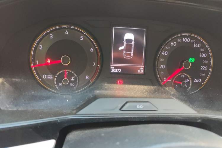 Used Volkswagen Lavida 2021 1.5L Automatic Vision Edition Odometer Close Up