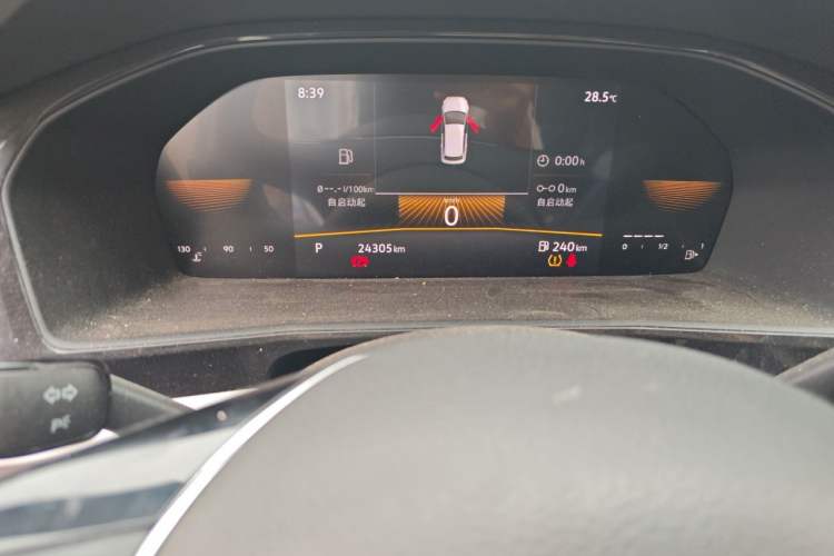 Used Volkswagen Lavida 2021 1.5L Automatic Comfort Edition Odometer Close Up