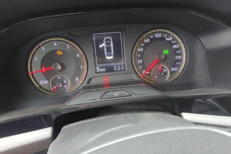 Used Volkswagen Lavida 2021 1.5L Automatic Comfort Edition Odometer Close Up
