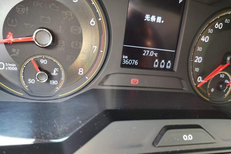 Used Volkswagen Lavida 2021 1.5L Automatic Comfort Edition Odometer Close Up