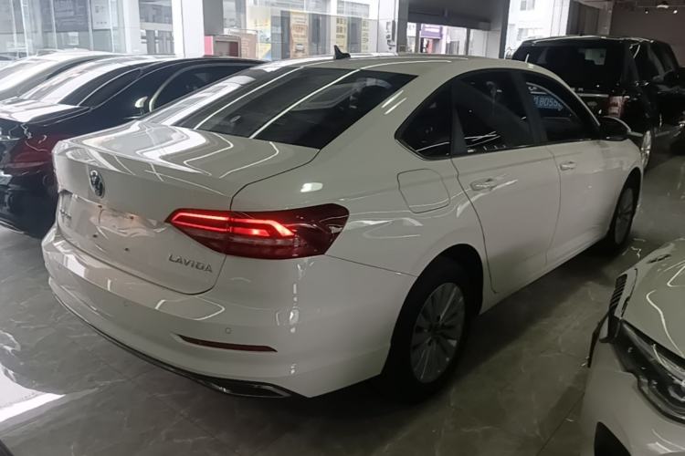 Used Volkswagen Lavida 2021 1.5L Automatic Comfort Edition Rear Right 45 Deg