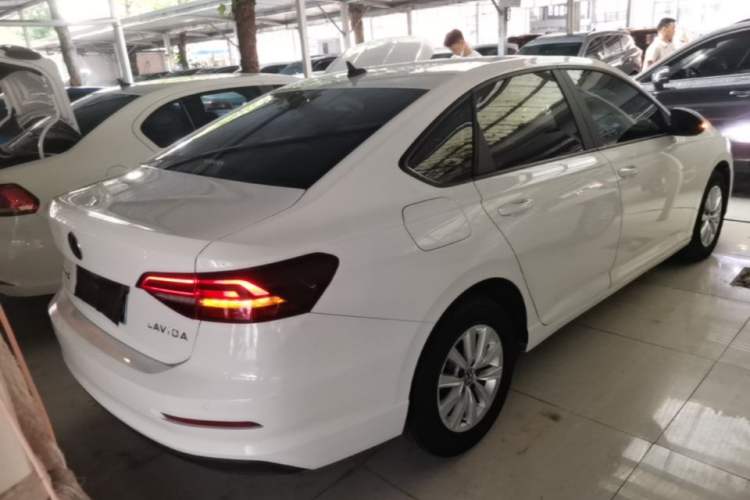 Used Volkswagen Lavida 2021 1.5L Automatic Fashion Edition Rear Right 45 Deg