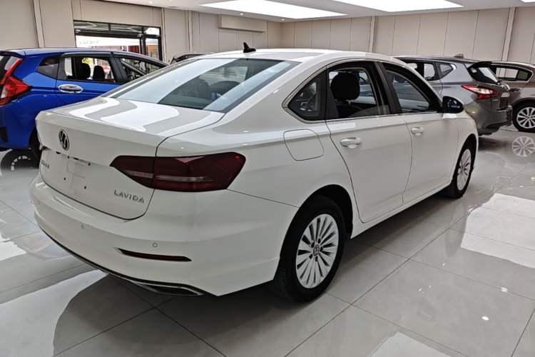 Used Volkswagen Lavida 2021 1.5L Automatic Comfort Edition Rear Right 45 Deg