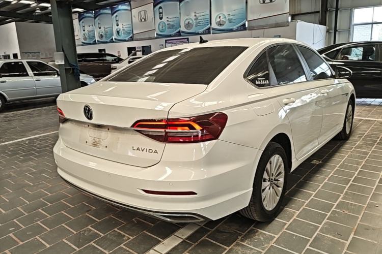 Used Volkswagen Lavida 2021 1.5L Automatic Comfort Edition Rear Right 45 Deg