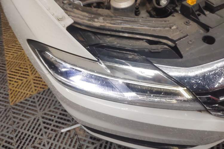 Used Volkswagen Lavida 2021 1.5L Automatic Vision Edition Right Front Headlight