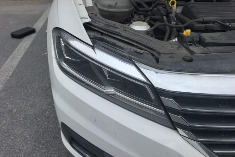 Used Volkswagen Lavida 2021 280TSI DSG Comfort Edition Right Front Headlight