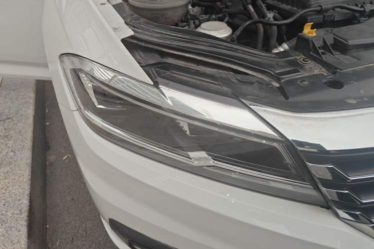 Used Volkswagen Lavida 2021 280TSI DSG Comfort Edition Right Front Headlight