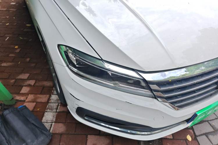 Used Volkswagen Lavida 2021 1.5L Automatic Vision Edition Right Front Headlight