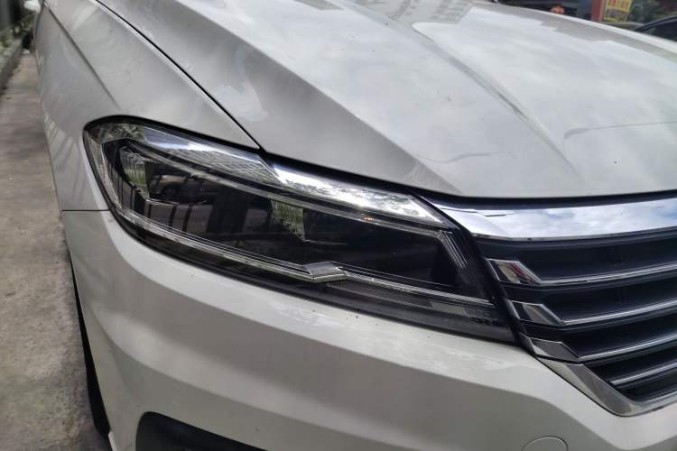 Used Volkswagen Lavida 2021 1.5L Automatic Comfort Edition Right Front Headlight