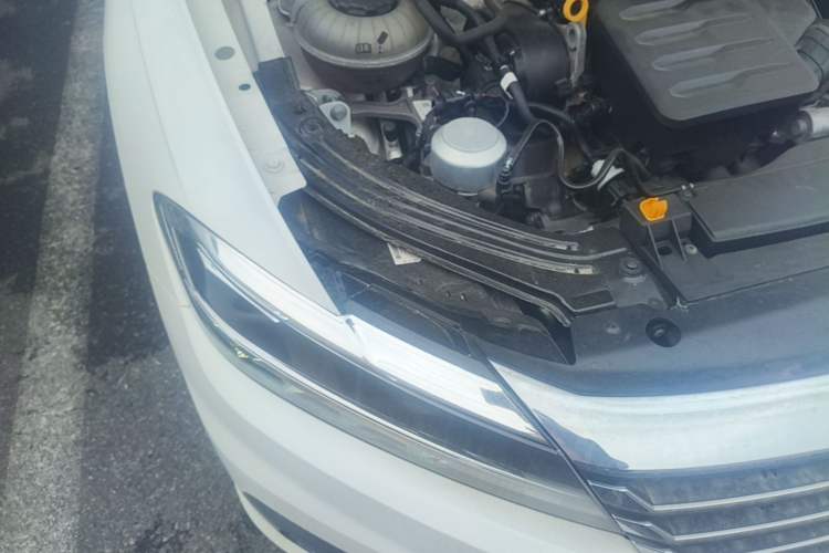 Used Volkswagen Lavida 2021 1.5L Automatic Fashion Edition Right Front Headlight