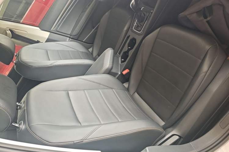 Used Volkswagen Lavida 2021 1.5L Automatic Comfort Edition Right Front Seat