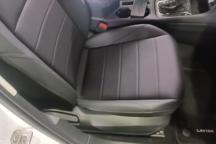 Used Volkswagen Lavida 2021 1.5L Automatic Comfort Edition Right Front Seat
