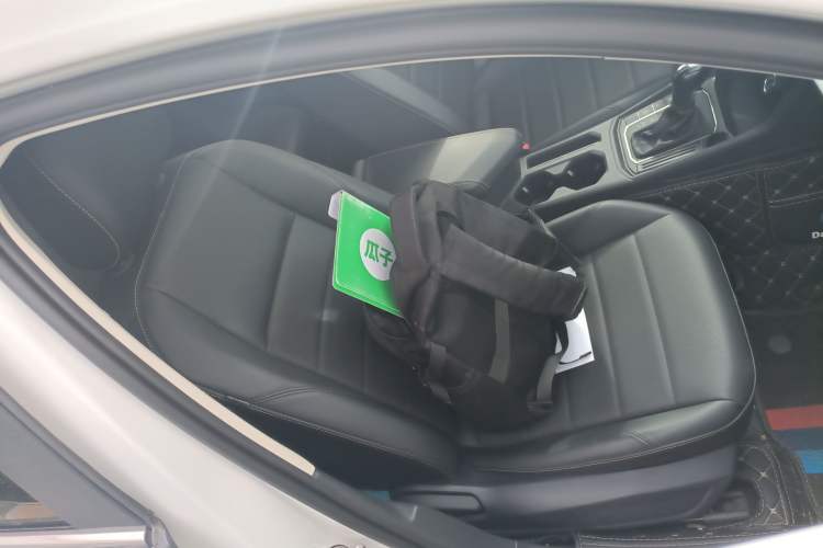 Used Volkswagen Lavida 2021 1.5L Automatic Comfort Edition Right Front Seat