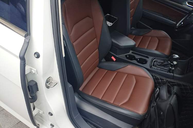 Used Volkswagen Lavida 2021 280TSI DSG Luxury Edition Right Front Seat