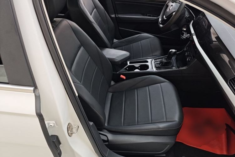 Used Volkswagen Lavida 2021 1.5L Automatic Comfort Edition Right Front Seat